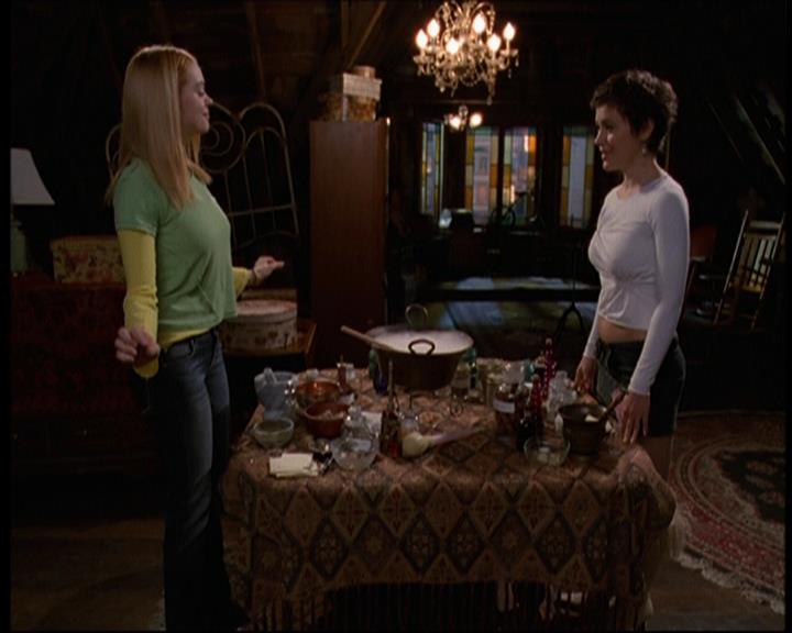 Charmed-Online-dot-612PrinceCharmed0468.jpg Charmed-Online-dot-612PrinceCharmed0468.jpg