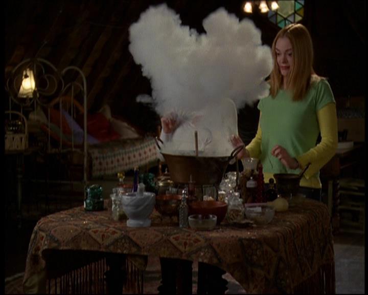 Charmed-Online-dot-612PrinceCharmed0715.jpg Charmed-Online-dot-612PrinceCharmed0715.jpg