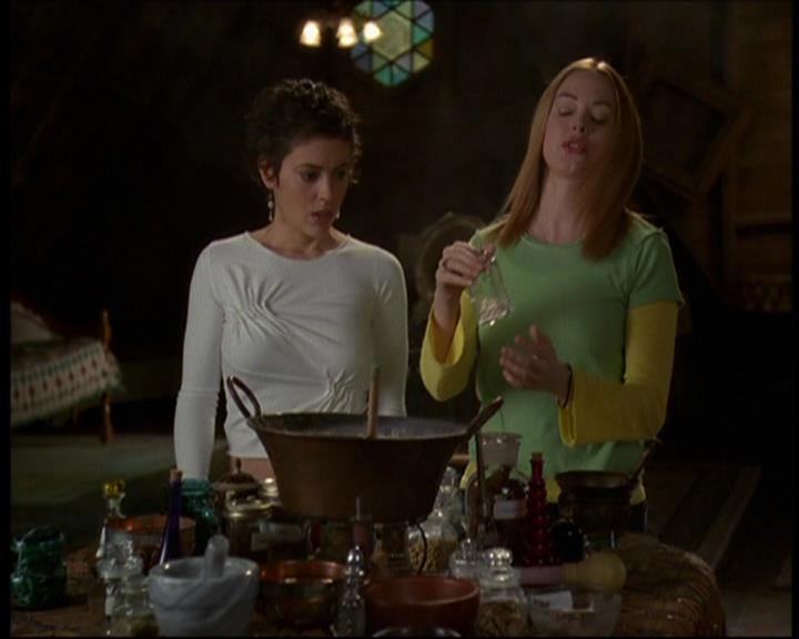 Charmed-Online-dot-612PrinceCharmed0726.jpg Charmed-Online-dot-612PrinceCharmed0726.jpg