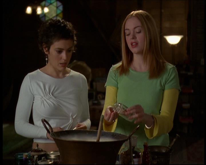 Charmed-Online-dot-612PrinceCharmed0734.jpg Charmed-Online-dot-612PrinceCharmed0734.jpg