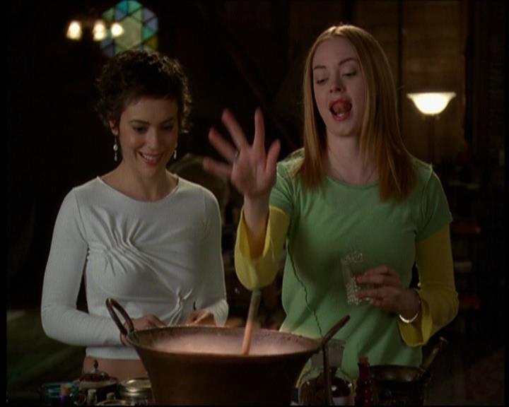 Charmed-Online-dot-612PrinceCharmed0737.jpg Charmed-Online-dot-612PrinceCharmed0737.jpg