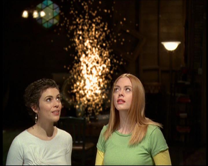 Charmed-Online-dot-612PrinceCharmed0753.jpg Charmed-Online-dot-612PrinceCharmed0753.jpg