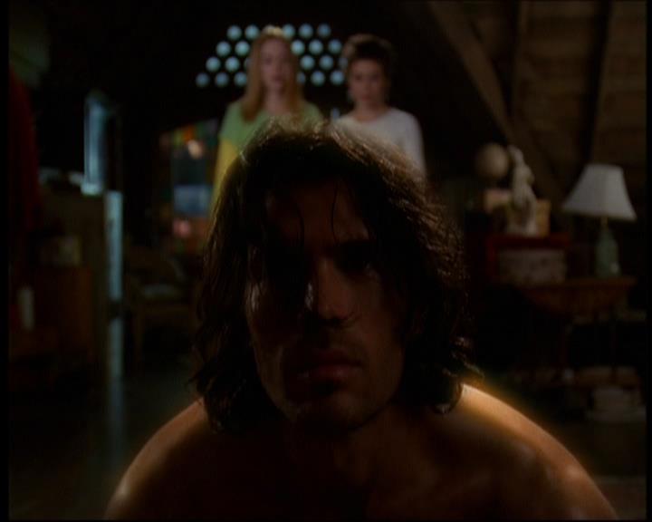 Charmed-Online-dot-612PrinceCharmed0761.jpg Charmed-Online-dot-612PrinceCharmed0761.jpg