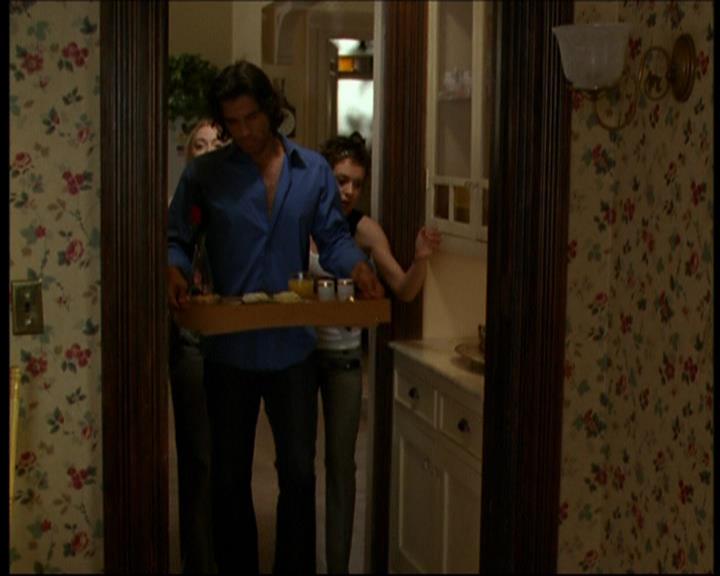 Charmed-Online-dot-612PrinceCharmed0784.jpg Charmed-Online-dot-612PrinceCharmed0784.jpg