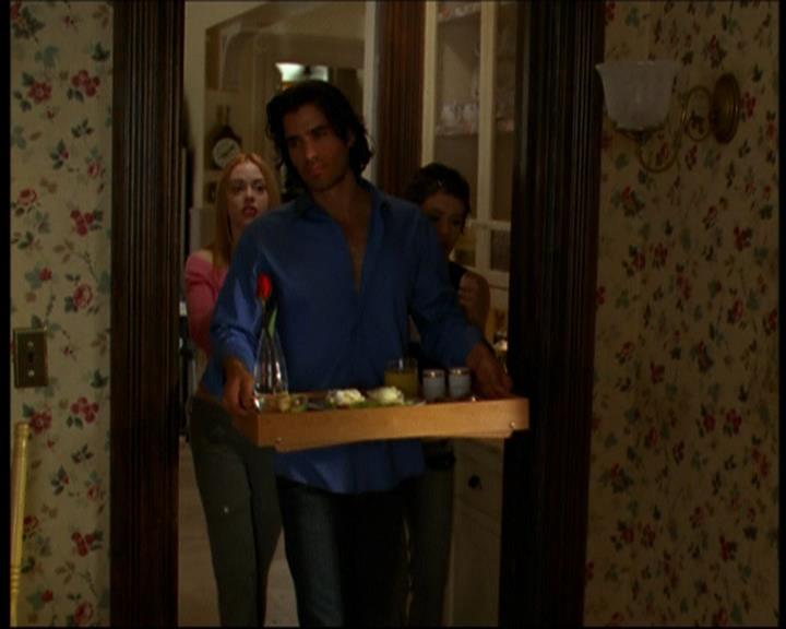 Charmed-Online-dot-612PrinceCharmed0785.jpg Charmed-Online-dot-612PrinceCharmed0785.jpg