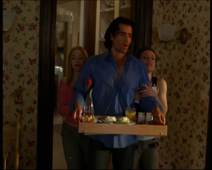 Charmed-Online-dot-612PrinceCharmed0786.jpg Charmed-Online-dot-612PrinceCharmed0786.jpg