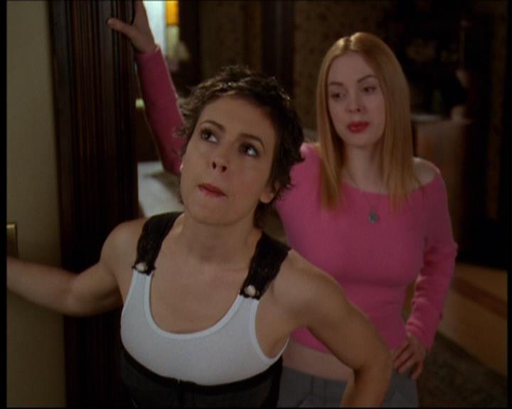 Charmed-Online-dot-612PrinceCharmed0807.jpg Charmed-Online-dot-612PrinceCharmed0807.jpg