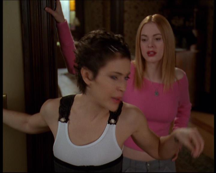 Charmed-Online-dot-612PrinceCharmed0810.jpg Charmed-Online-dot-612PrinceCharmed0810.jpg