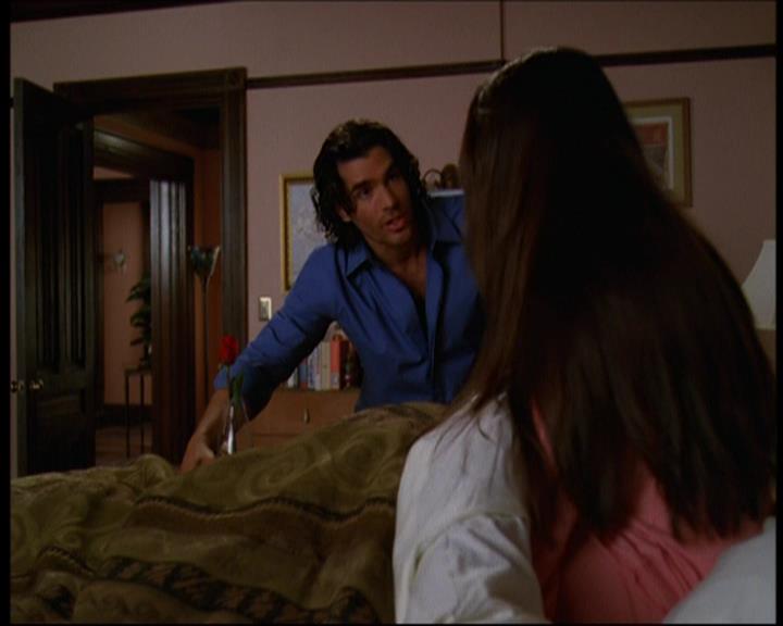 Charmed-Online-dot-612PrinceCharmed0825.jpg Charmed-Online-dot-612PrinceCharmed0825.jpg