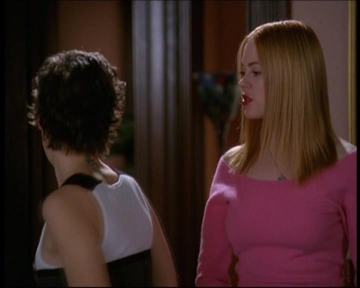 Charmed-Online-dot-612PrinceCharmed0882.jpg Charmed-Online-dot-612PrinceCharmed0882.jpg