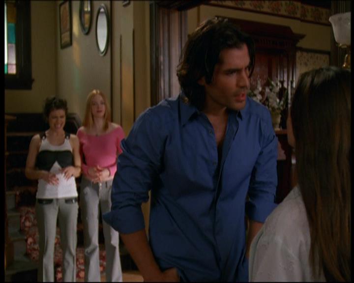 Charmed-Online-dot-612PrinceCharmed0941.jpg Charmed-Online-dot-612PrinceCharmed0941.jpg