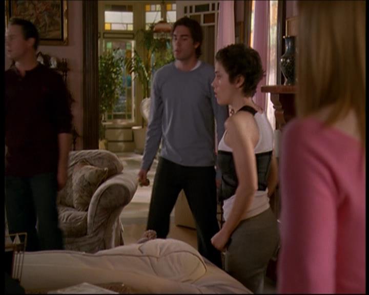 Charmed-Online-dot-612PrinceCharmed1197.jpg Charmed-Online-dot-612PrinceCharmed1197.jpg