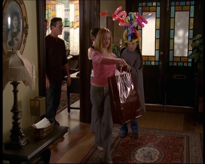 Charmed-Online-dot-612PrinceCharmed1203.jpg Charmed-Online-dot-612PrinceCharmed1203.jpg