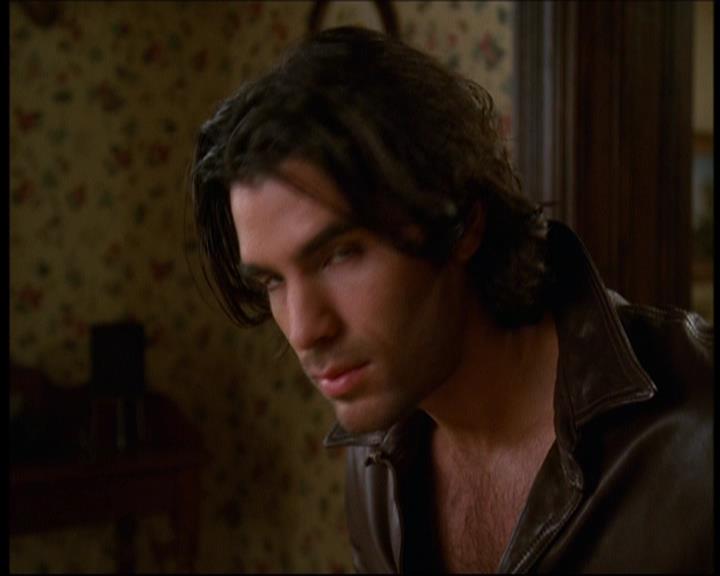 Charmed-Online-dot-612PrinceCharmed1871.jpg