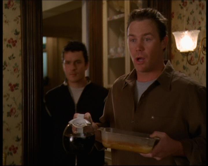 Charmed-Online-dot-613UsedKarma0135.jpg Charmed-Online-dot-613UsedKarma0135.jpg