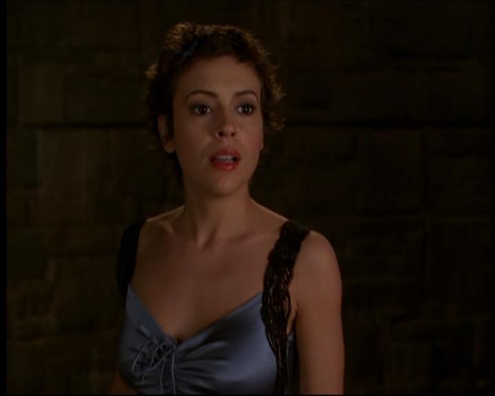 Charmed-Online-dot-613UsedKarma0177.jpg