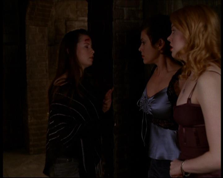 Charmed-Online-dot-613UsedKarma0189.jpg Charmed-Online-dot-613UsedKarma0189.jpg