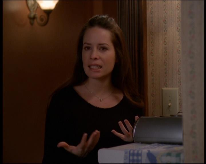 Charmed-Online-dot-613UsedKarma0464.jpg Charmed-Online-dot-613UsedKarma0464.jpg