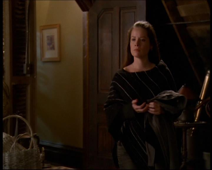 Charmed-Online-dot-613UsedKarma0597.jpg Charmed-Online-dot-613UsedKarma0597.jpg