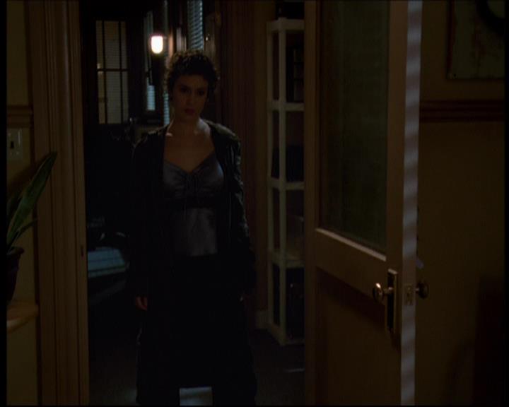 Charmed-Online-dot-613UsedKarma0680.jpg Charmed-Online-dot-613UsedKarma0680.jpg