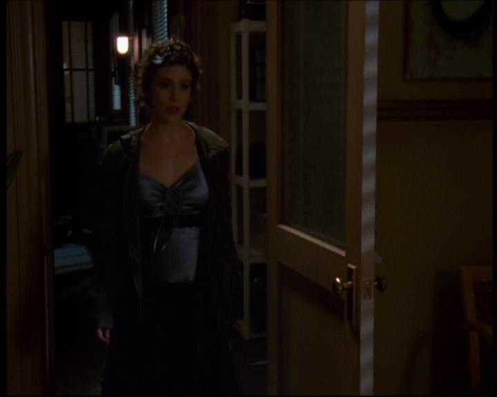 Charmed-Online-dot-613UsedKarma0683.jpg Charmed-Online-dot-613UsedKarma0683.jpg