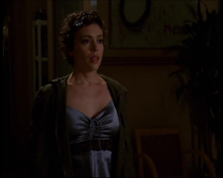 Charmed-Online-dot-613UsedKarma0685.jpg Charmed-Online-dot-613UsedKarma0685.jpg