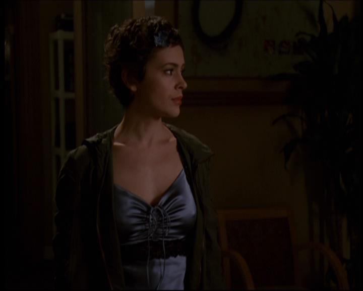 Charmed-Online-dot-613UsedKarma0694.jpg Charmed-Online-dot-613UsedKarma0694.jpg