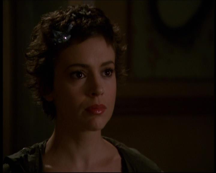 Charmed-Online-dot-613UsedKarma0773.jpg Charmed-Online-dot-613UsedKarma0773.jpg