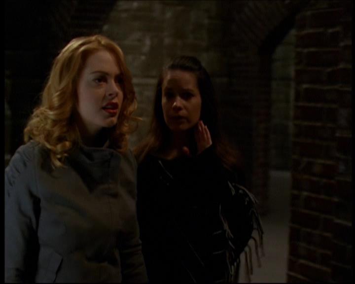 Charmed-Online-dot-613UsedKarma0782.jpg Charmed-Online-dot-613UsedKarma0782.jpg