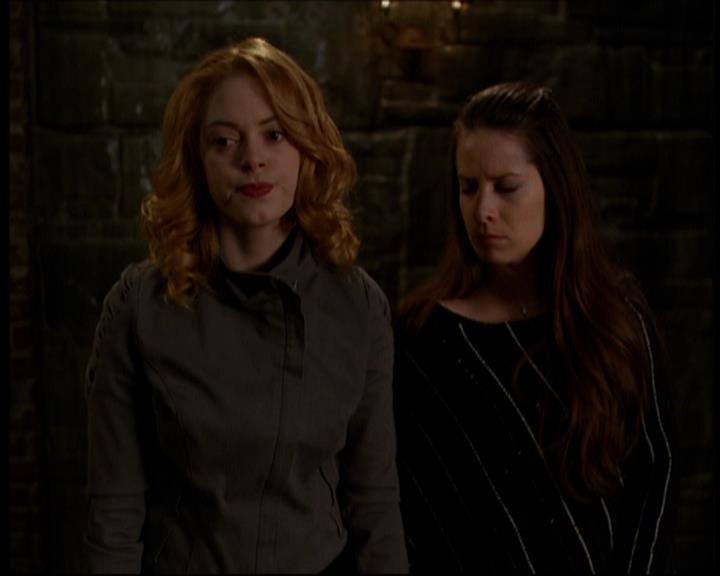 Charmed-Online-dot-613UsedKarma0799.jpg Charmed-Online-dot-613UsedKarma0799.jpg