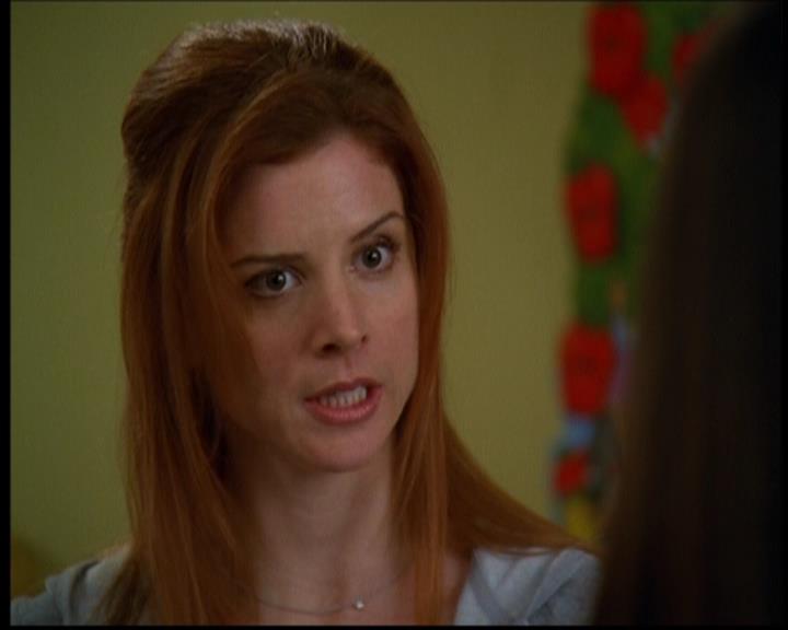 Charmed-Online-dot-614TheLegendOftheSleepyHalliwell0026.jpg