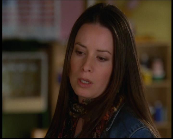 Charmed-Online-dot-614TheLegendOftheSleepyHalliwell0144.jpg