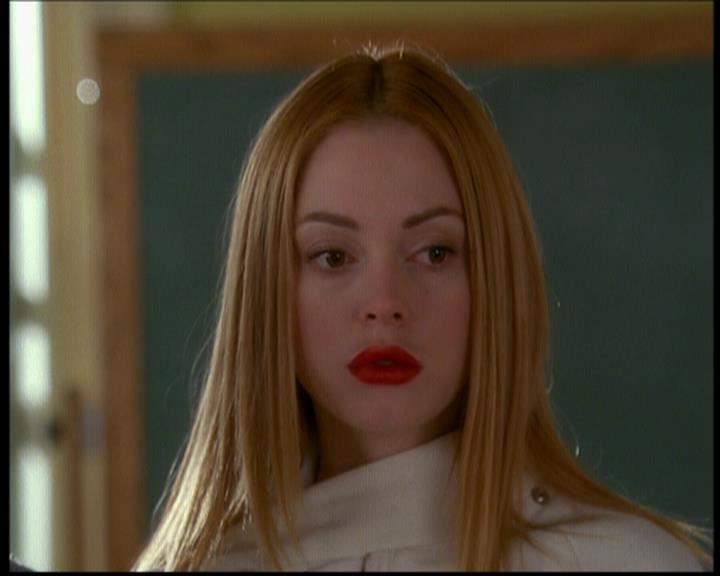 Charmed-Online-dot-614TheLegendOftheSleepyHalliwell0154.jpg
