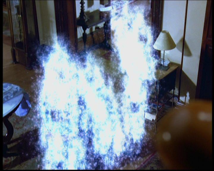 Charmed-Online-dot-614TheLegendOftheSleepyHalliwell0164.jpg Charmed-Online-dot-614TheLegendOftheSleepyHalliwell0164.jpg