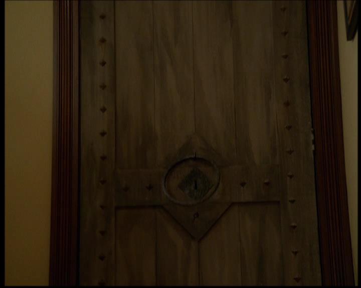 Charmed-Online-dot-614TheLegendOftheSleepyHalliwell0194.jpg Charmed-Online-dot-614TheLegendOftheSleepyHalliwell0194.jpg