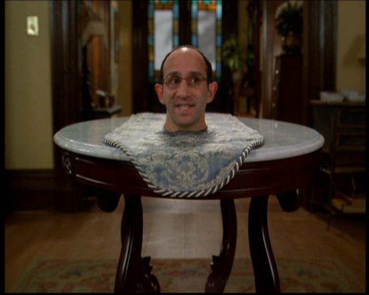 Charmed-Online-dot-614TheLegendOftheSleepyHalliwell0296.jpg