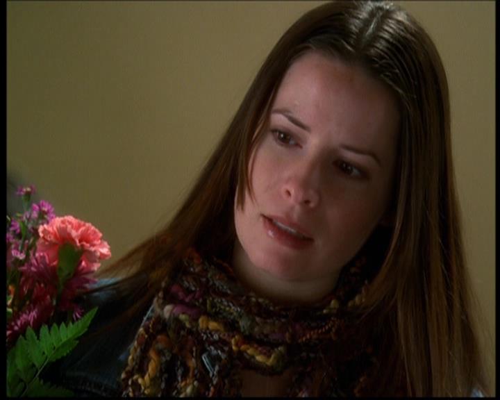 Charmed-Online-dot-614TheLegendOftheSleepyHalliwell0322.jpg
