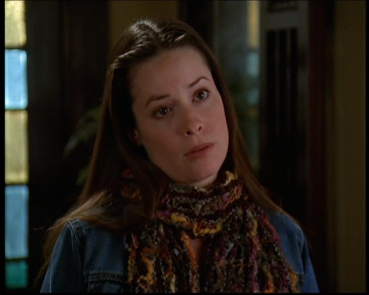 Charmed-Online-dot-614TheLegendOftheSleepyHalliwell0357.jpg