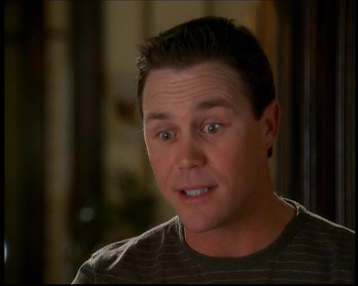 Charmed-Online-dot-614TheLegendOftheSleepyHalliwell0378.jpg Charmed-Online-dot-614TheLegendOftheSleepyHalliwell0378.jpg