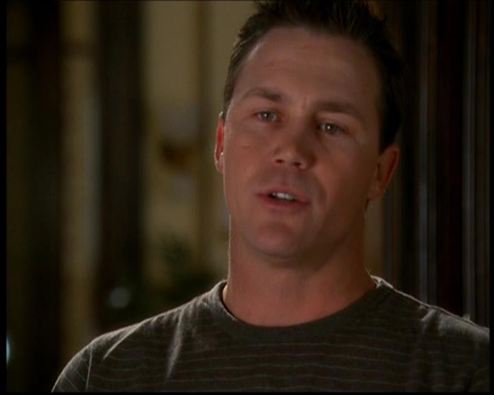 Charmed-Online-dot-614TheLegendOftheSleepyHalliwell0383.jpg