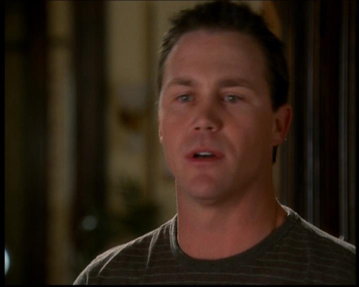 Charmed-Online-dot-614TheLegendOftheSleepyHalliwell0408.jpg Charmed-Online-dot-614TheLegendOftheSleepyHalliwell0408.jpg