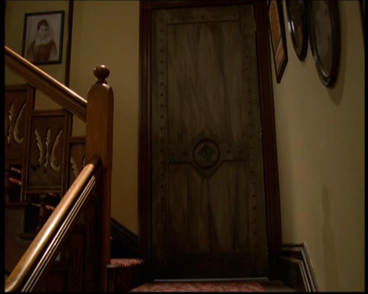 Charmed-Online-dot-614TheLegendOftheSleepyHalliwell0414.jpg