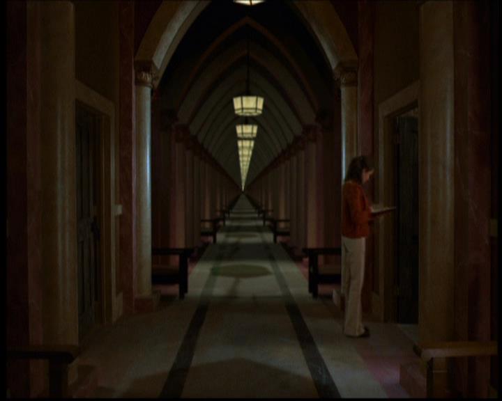 Charmed-Online-dot-614TheLegendOftheSleepyHalliwell0482.jpg Charmed-Online-dot-614TheLegendOftheSleepyHalliwell0482.jpg