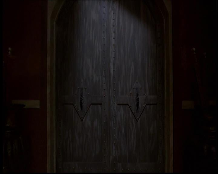 Charmed-Online-dot-614TheLegendOftheSleepyHalliwell0500.jpg Charmed-Online-dot-614TheLegendOftheSleepyHalliwell0500.jpg