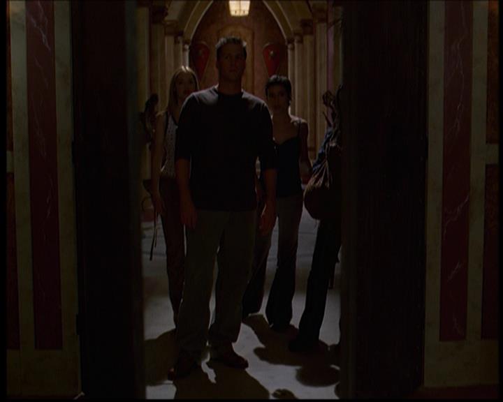 Charmed-Online-dot-614TheLegendOftheSleepyHalliwell0510.jpg Charmed-Online-dot-614TheLegendOftheSleepyHalliwell0510.jpg