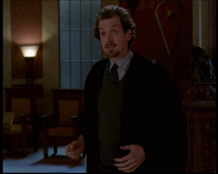Charmed-Online-dot-614TheLegendOftheSleepyHalliwell0539.jpg
