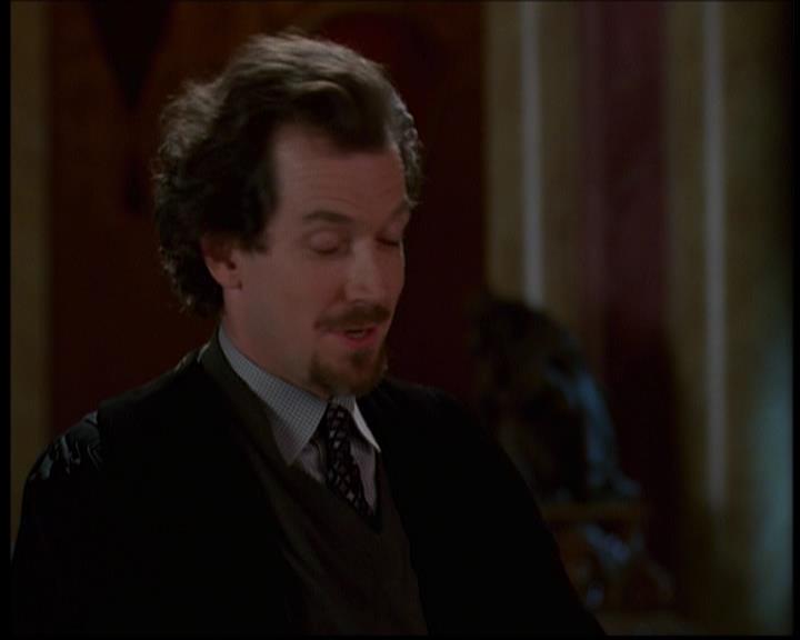 Charmed-Online-dot-614TheLegendOftheSleepyHalliwell0556.jpg