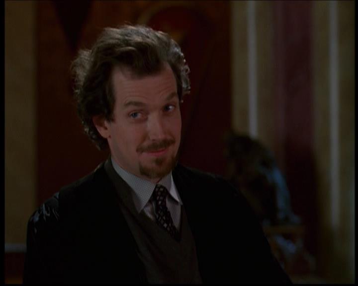 Charmed-Online-dot-614TheLegendOftheSleepyHalliwell0557.jpg