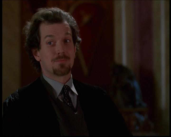 Charmed-Online-dot-614TheLegendOftheSleepyHalliwell0558.jpg