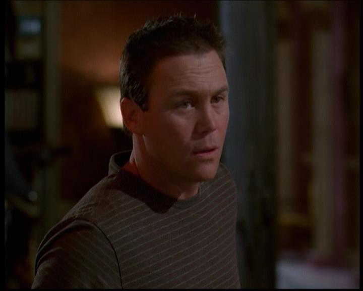 Charmed-Online-dot-614TheLegendOftheSleepyHalliwell0614.jpg